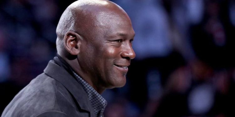 Michael Jordan niega haber pedido el voto a favor de Donald Trump