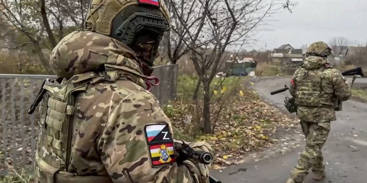 La OTAN y Ucrania se reunirán tras ataque de Rusia con misil experimental