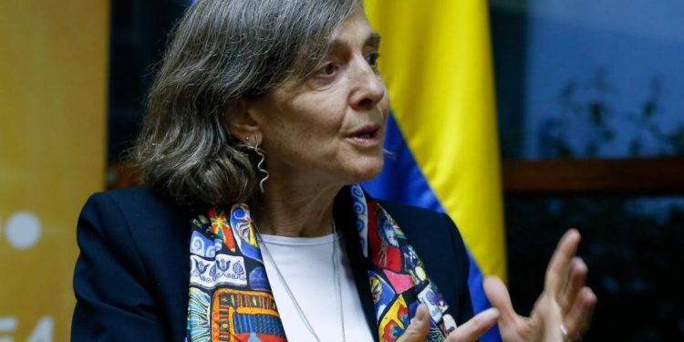 Embajadoras del gobierno Petro rechazan designación de Daniel Mendoza en servicio diplomático
