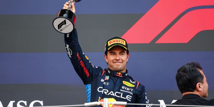 Checo Pérez y Red Bull separan caminos al final de 2024