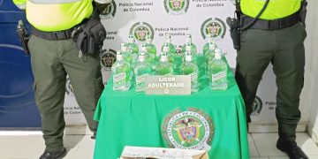 Incautan 45 botellas de licor adulterado en el Atlántico