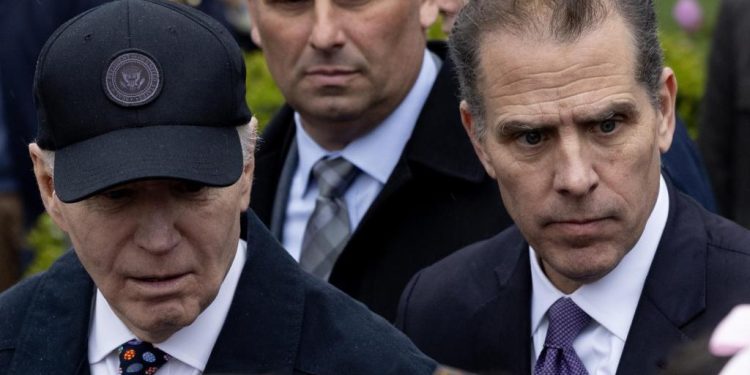 Biden indulta a su hijo Hunter por considerarlo víctima de ataques políticos