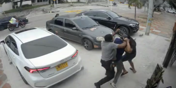 Balacera en el norte: Sujetos llegaron a atracar, pero escolta reaccionó y neutralizó a delincuente en la 84