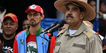 Congreso insta al Gobierno español a solicitar orden de arresto contra Maduro