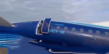 Fueron 38 los muertos tras accidente de avión en Kazajistán, hay varios heridos