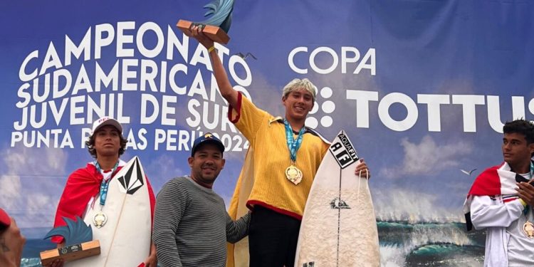 Romeo Chávez campeón sub-18 en el Campeonato Sudamericano Juvenil de Surf