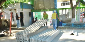 42 familias damnificadas de Malambo recibieron ayudas para reconstruir sus viviendas