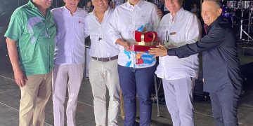 Juancho Rois fue declarado Rey Vallenato Vitalicio