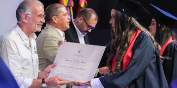 Gobernador Eduardo Verano ofreció becas para posgrados a 117 graduados en Licenciatura en Educación Básica Primaria