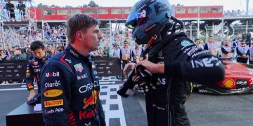 Russell responde a las amenazas de Verstappen: “Dijo que iba a ponerme la cabeza contra el muro”