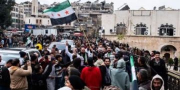 Crisis humanitaria en Gaza: Miles de desplazados tras nuevos bombardeos israelíes