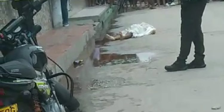 Asesinan a comerciante en el barrio Las Nieves: Crimen en plena vía pública