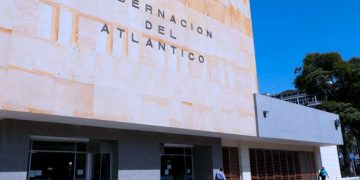 Sujeto armado robó sede bancaria de la oficina de Tránsito en el Atlántico