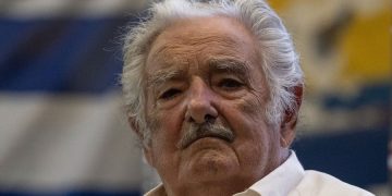 Exitosa intervención quirúrgica a José Mujica: le colocan un stent en el esófago