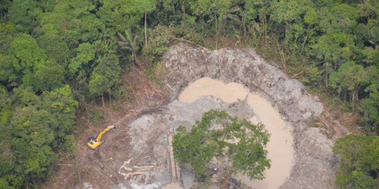 En Colombia la minería ilegal afecta a 29 de los 32 departamentos: Procuraduría