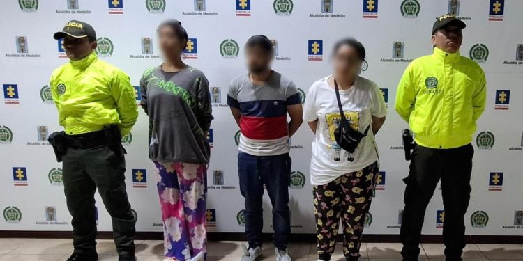 Fiscalía capturó a miembros de red delictiva captadora de jóvenes para enviarlas a Grecia y explotarlas sexualmente