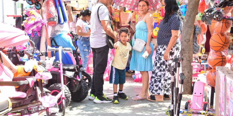 La magia de la Navidad llega con la tradicional Feria del Juguete