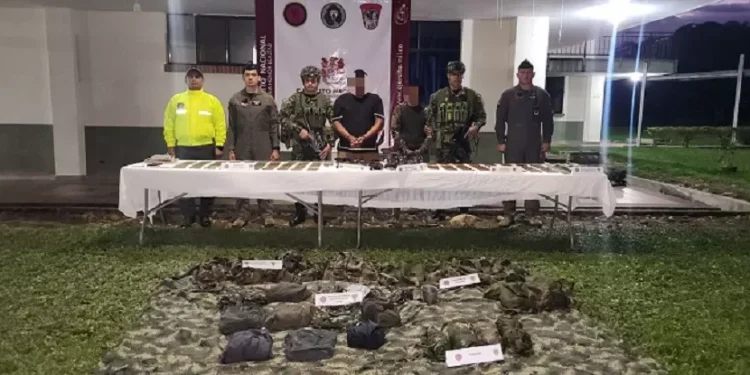 Dos presuntos integrantes de la Estructura Comandos de Frontera, capturados tras combates con el Ejército Nacional en Putumayo
