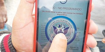 Migrantes reportan cancelación de la aplicación CBP One y citas para permisos humanitarios