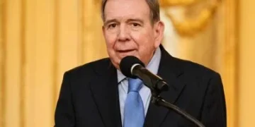 Edmundo anuncia desde Panamá que “continuará la lucha” por “voluntad del pueblo”
