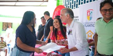150 Familias del corregimiento San José de Saco reciben su título de propiedad en un acto histórico