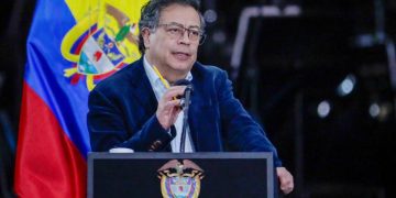 Petro suspende diálogo con el ELN tras escalada de violencia en el Catatumbo