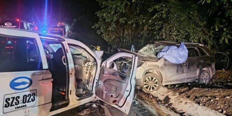 Tres muertos y más de doce heridos en accidente de tránsito en Huila