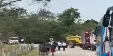 Sigue bloqueo por parte del Eln en vía de Arauca