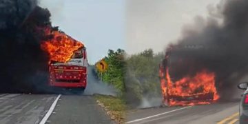 Bus de la empresa Super Star se incendió en el kilómetro 19 de la vía Ciénaga – Barranquilla