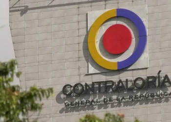 Contraloría advierte riesgo de racionamiento energético por deudas acumuladas