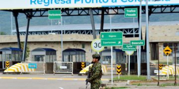 Por supuesta “conspiración internacional” Venezuela cierra frontera con Colombia, por Táchira