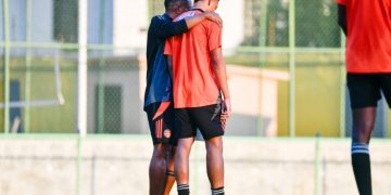 Ajustando el equipo para el debut
