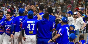 Caimanes vence a Vaqueros y lleva la final de la Liga Profesional de Béisbol a un séptimo juego