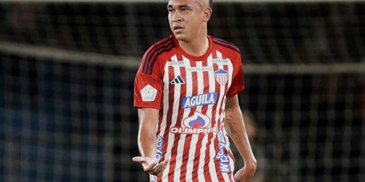 Víctor Cantillo se une a Huracán