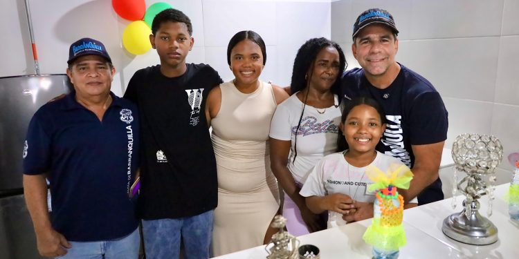 “En el 2025 muchas familias barranquilleras tendrán sus casas renovadas”: alcalde Char