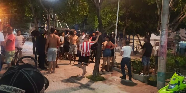 Un joven muerto y otro herido dejó ataque sicarial en parque de Carrizal