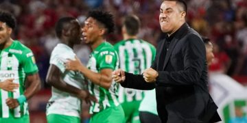 ¿Por qué renunció Efraín Juárez? Detalles del conflicto que sacudió a Atlético Nacional