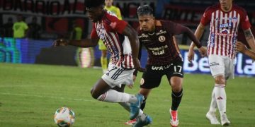 Junior inició el 2025 con derrota como local ante Universitario