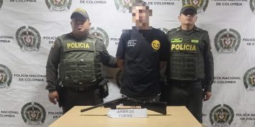 Tras rápida reacción policial fue capturado un hombre en flagrancia portando una escopeta en el sector Miramar de Ciénaga, Magdalena