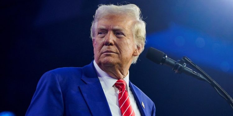 Trump planea retirar a Estados Unidos de la OMS tras su juramento como presidente