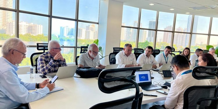 Ministerio de Minas y Energía fomenta colaboración para mejorar el servicio eléctrico en la Costa Caribe