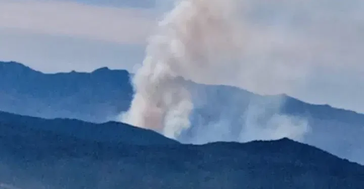 Ahora se suma otro incendio forestal  en el páramo de La Alfombrera