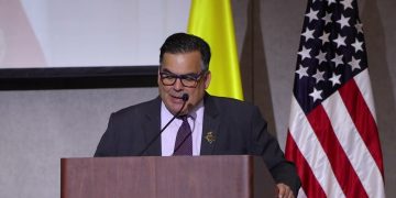 Francisco Palmieri deja su cargo como embajador de EE. UU. en Colombia