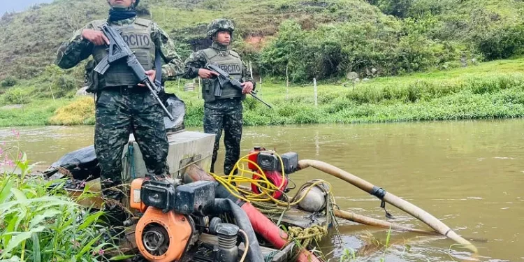 Ejército Nacional sigue ofensiva contra las economías ilegales del Clan del Golfo