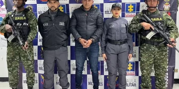 Operación conjunta entre Ejército y Fiscalía termina con la captura en Bogotá de traficante de armas