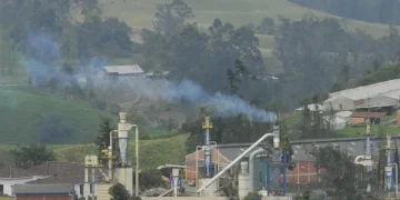 Producción industrial en Colombia cae un 2,1% en noviembre, el cuarto mes consecutivo de descenso