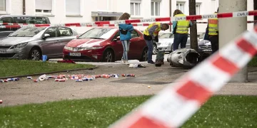 Mueren madre e hija tras atropello masivo en Múnich; investigan posible atentado islamista