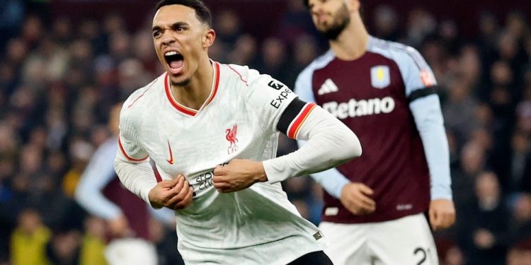 Liverpool rescata un empate ante Aston Villa