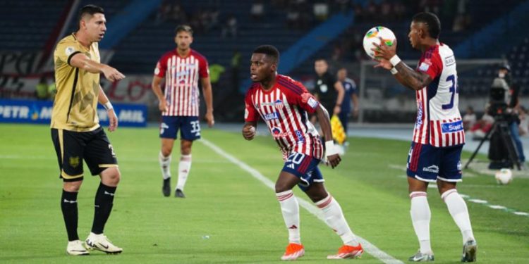 Junior empata 2-2 con Águilas Doradas en un partido sin brillo en el Metropolitano
