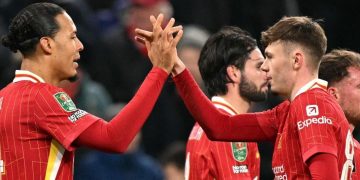 Liverpool golea al Tottenham y avanza a la final de la Copa de la Liga